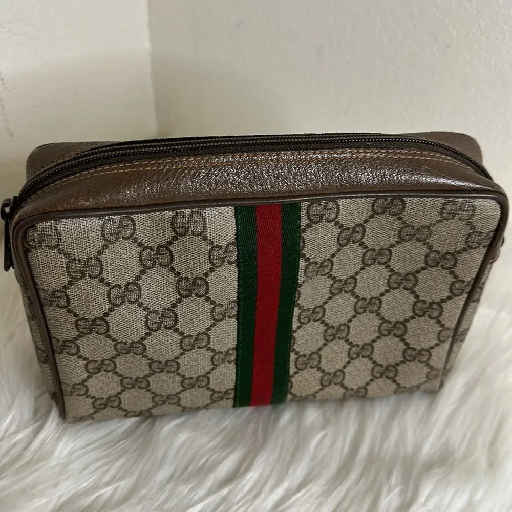 💯Authentic Gucci Clutch Bag🍀